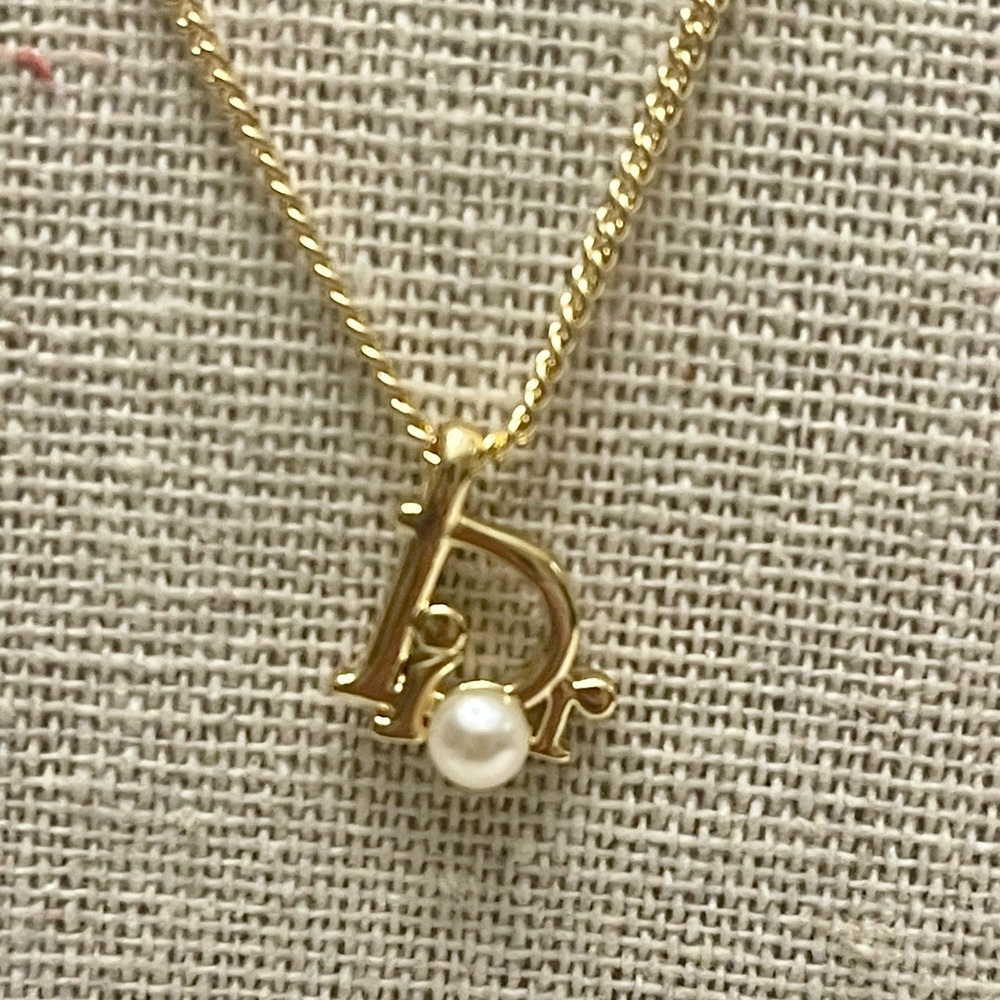 CHRISTIAN DIOR in Silver metal with Pearl